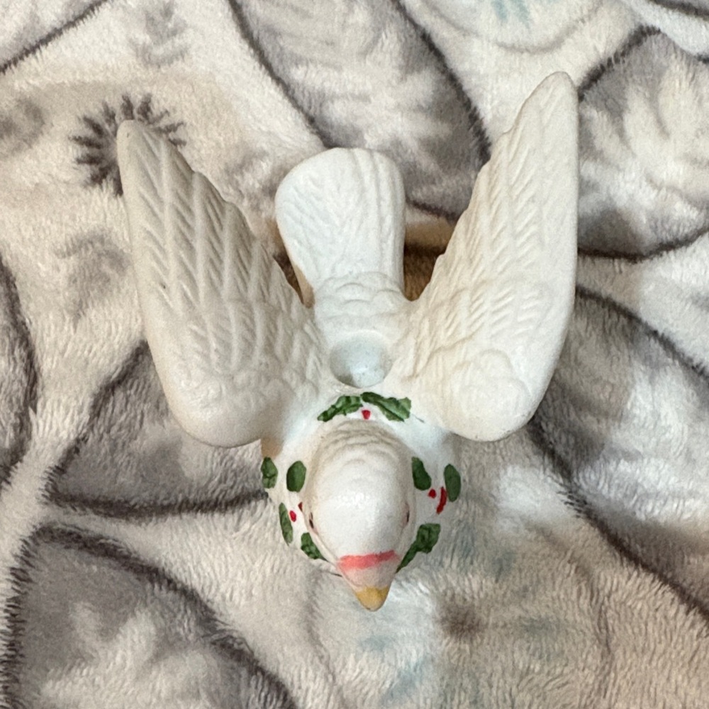 White Ceramic Bird Candle Holder